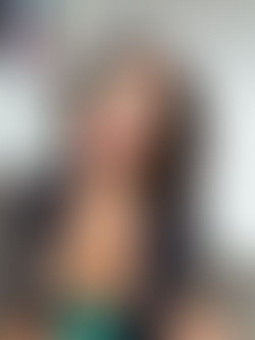 Imagem 1 de 3 - Novinha do peito bicudo😛}