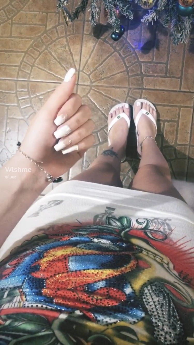 Imagem 1 de 1 - Qual a sua cor favorita mo?}