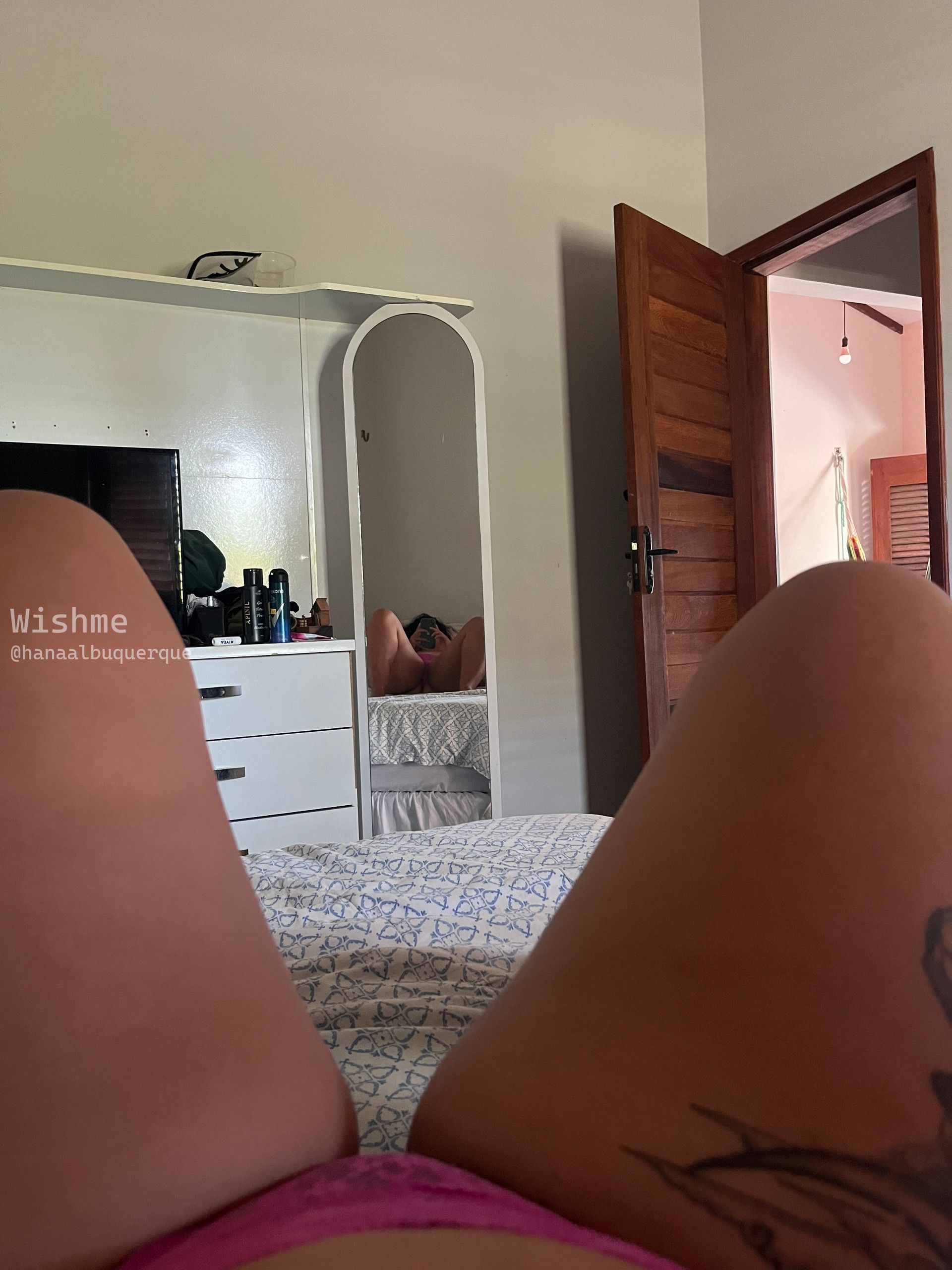 Imagem 1 de 1 - Vamos brincar na frente do espelho?}
